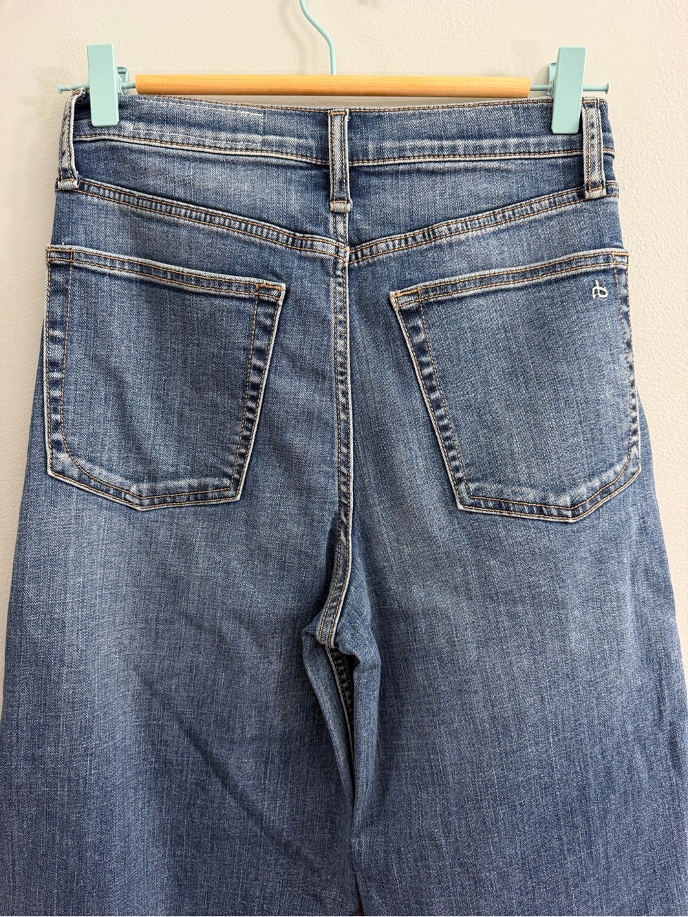 Rag & Bone Serena High Rise Crop Wide Leg Jeans in Med Wash, Size 26 - Picture 4 of 7